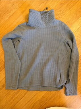 Lululemon Gray Waffle Turtleneck Pullover